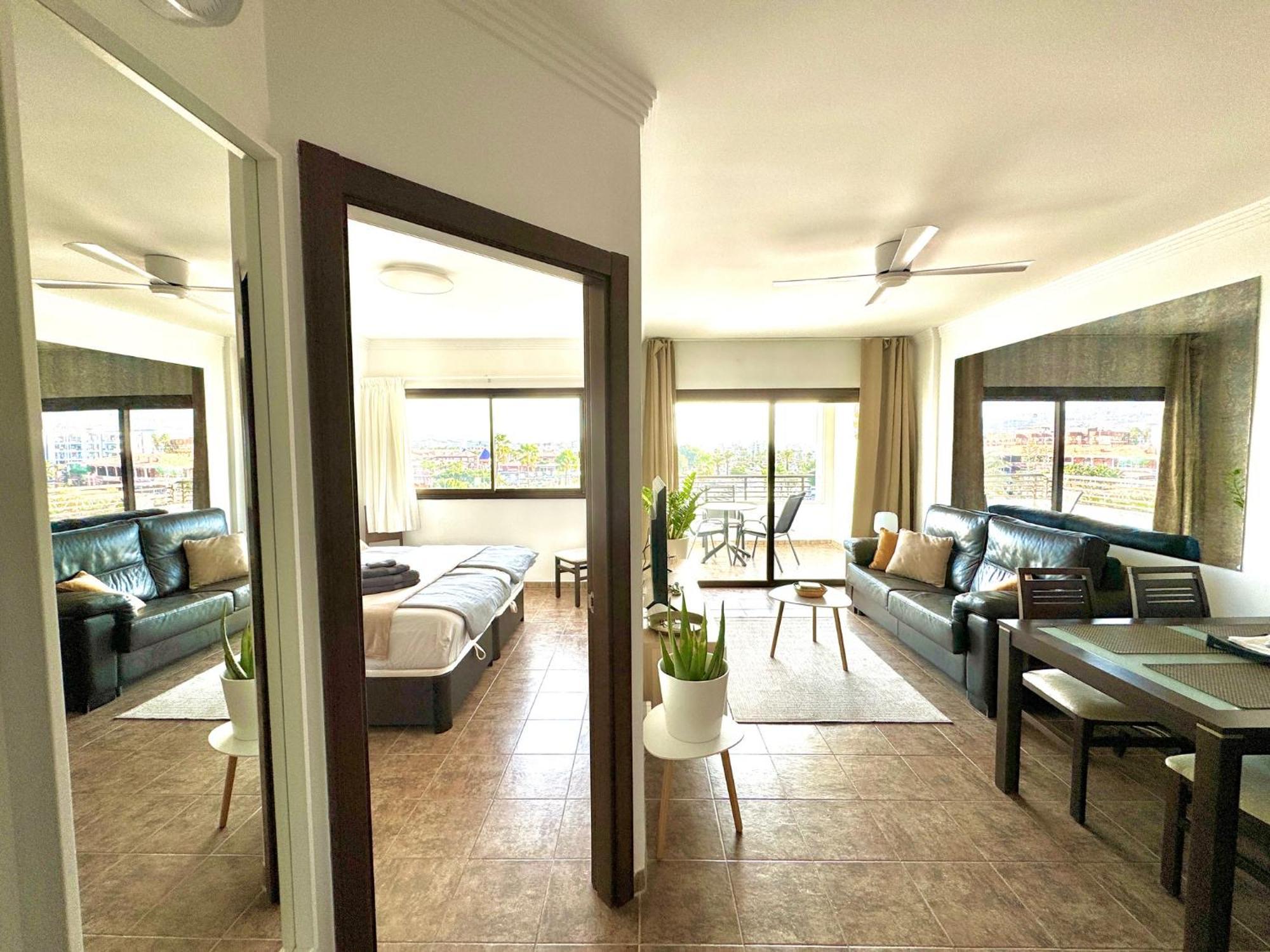 Iguazu I Yumbo Third Floor Apartment プラヤ・デル・イングレス エクステリア 写真